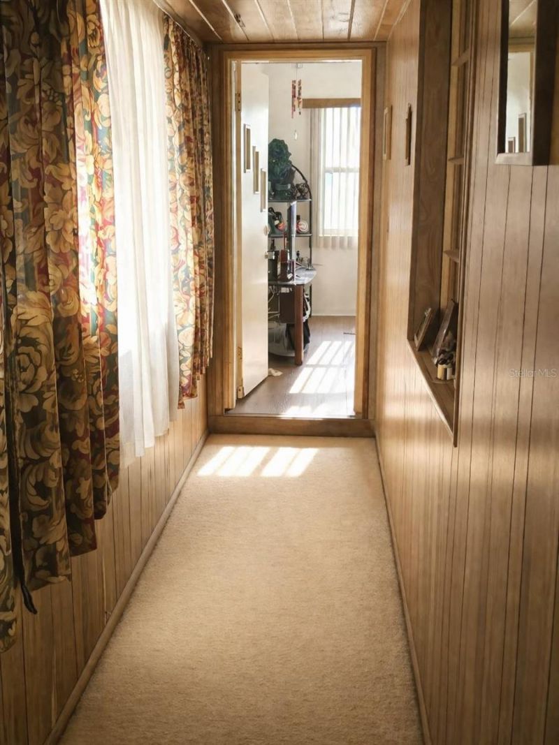 746 38th Avenue S, Saint Petersburg, FL 33705 Photo