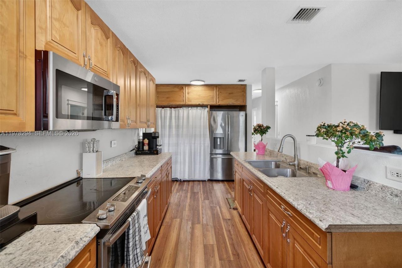 731 N 69th Ave , Hollywood, FL 33024 Photo