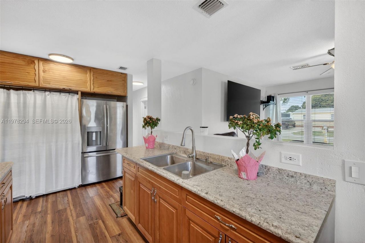 731 N 69th Ave, Hollywood, FL 33024 Photo