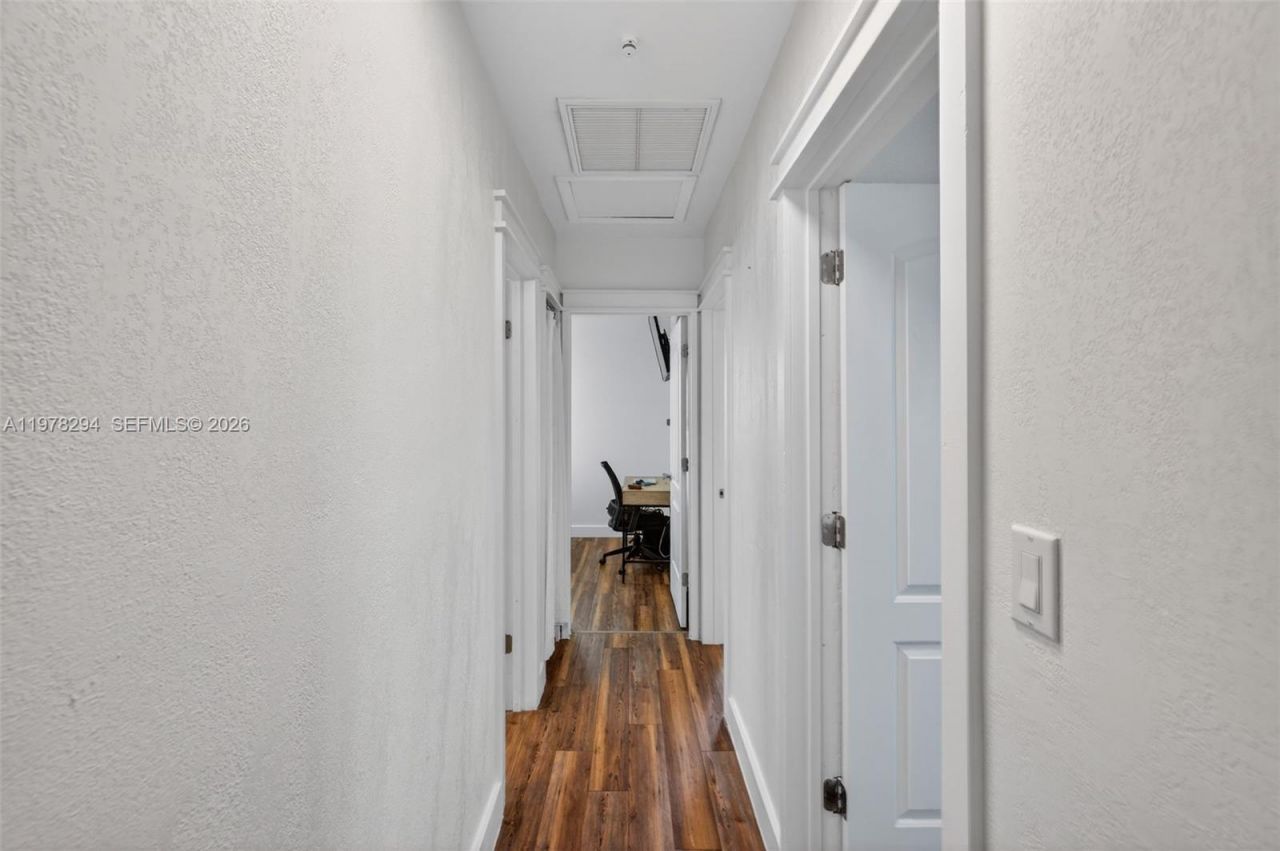 731 N 69th Ave, Hollywood, FL 33024 Photo