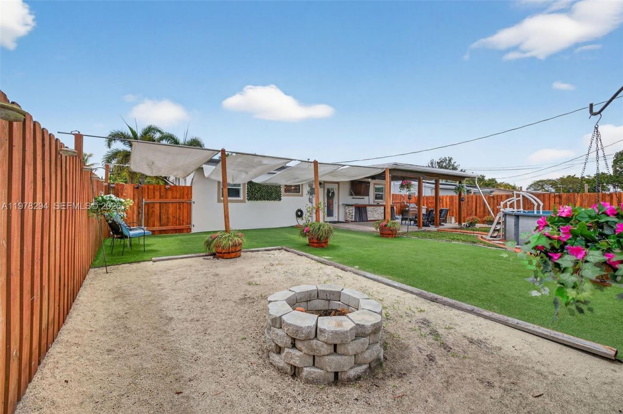 731 N 69th Ave, Hollywood, FL 33024 Photo