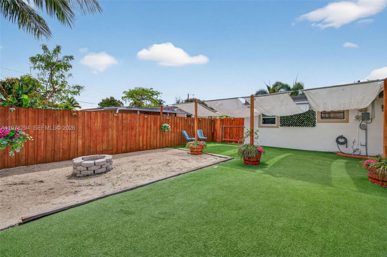 731 N 69th Ave, Hollywood, FL 33024 Photo