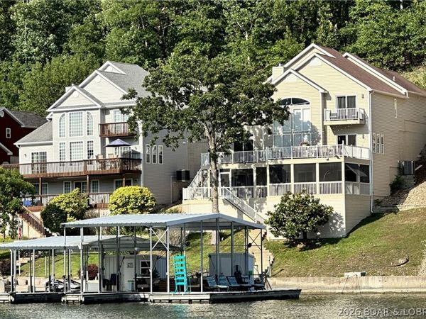 275 Cimmaron Bay Circle , Sunrise Beach, MO 65079