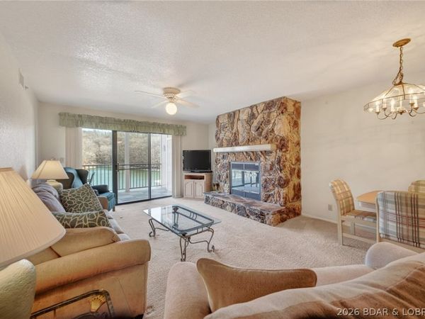 611 Lazy Days Road, Unit D1, Osage Beach, MO 65065