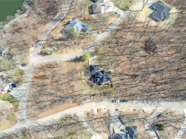 301 Turn Bridge Lane, Sunrise Beach, MO 65079