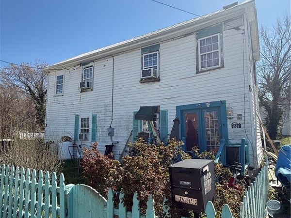 1028-1030 W Wythe Street, Petersburg, VA 23803