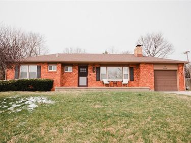 8308 N Troost Avenue, Kansas City, MO 64155