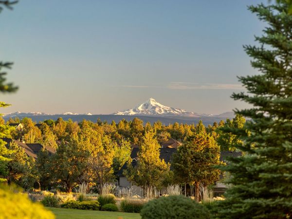 10711 Ironstone Court, Redmond, OR 97756