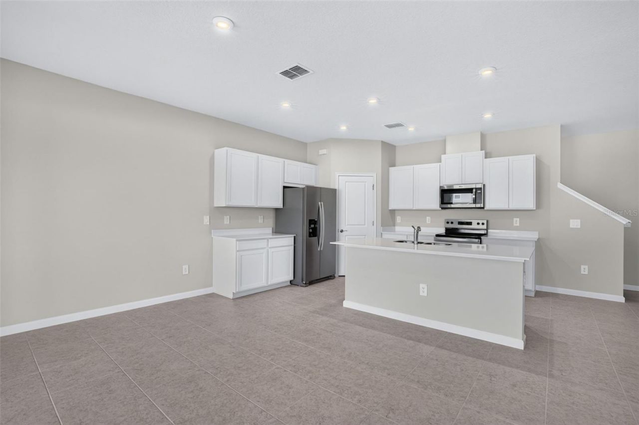 5628 Skylight Way, Palmetto, FL 34221 Photo