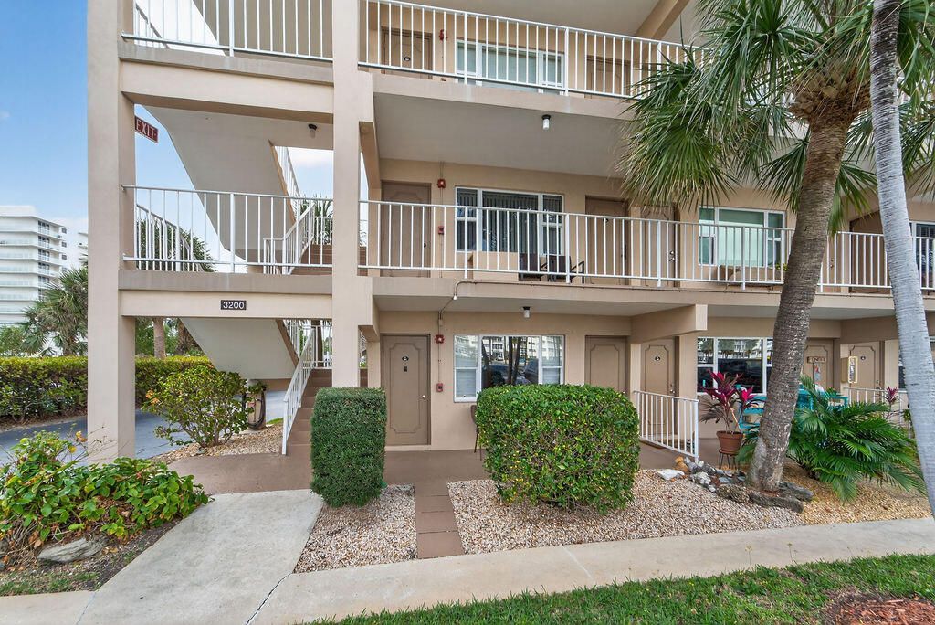3200 NE 7th Court, Unit 201a, Pompano Beach, FL 33062 Photo