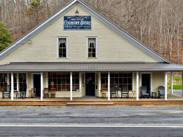 8869 Sweet Springs Valley Rd, Gap Mills, WV 24941