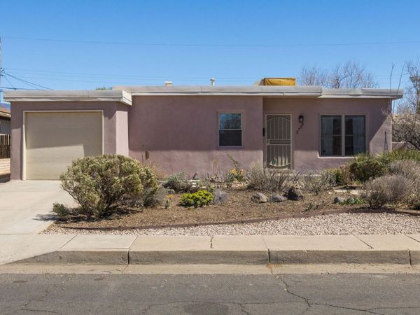 2738 Monroe Street NE, Albuquerque, NM 87110