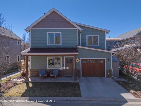 306 Linden Circle, Carbondale, CO 81623