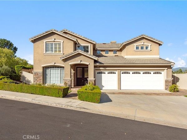 9 Swallows, Trabuco Canyon, CA 92679