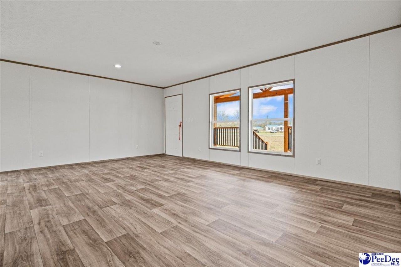 2026 Una Rd Photo 11