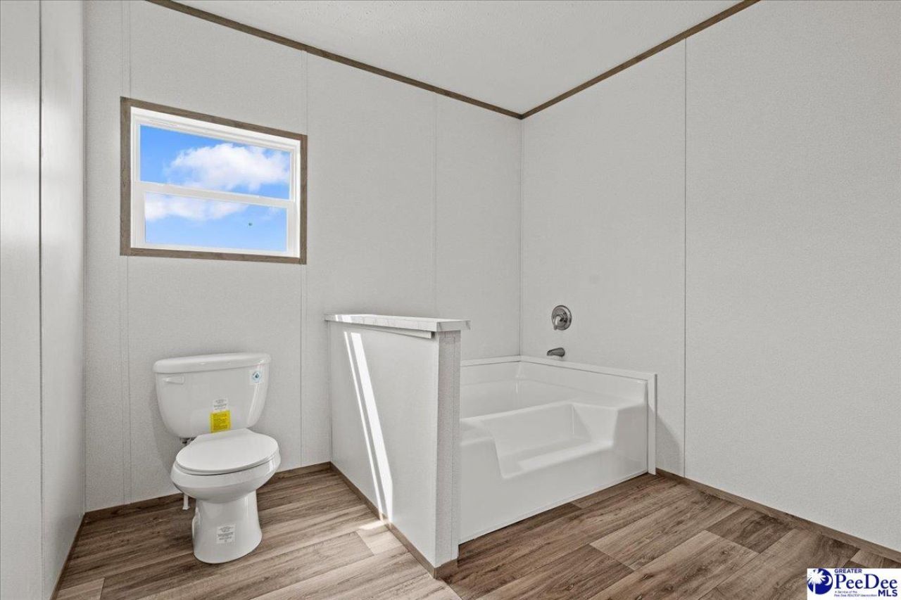 2026 Una Rd Photo 17