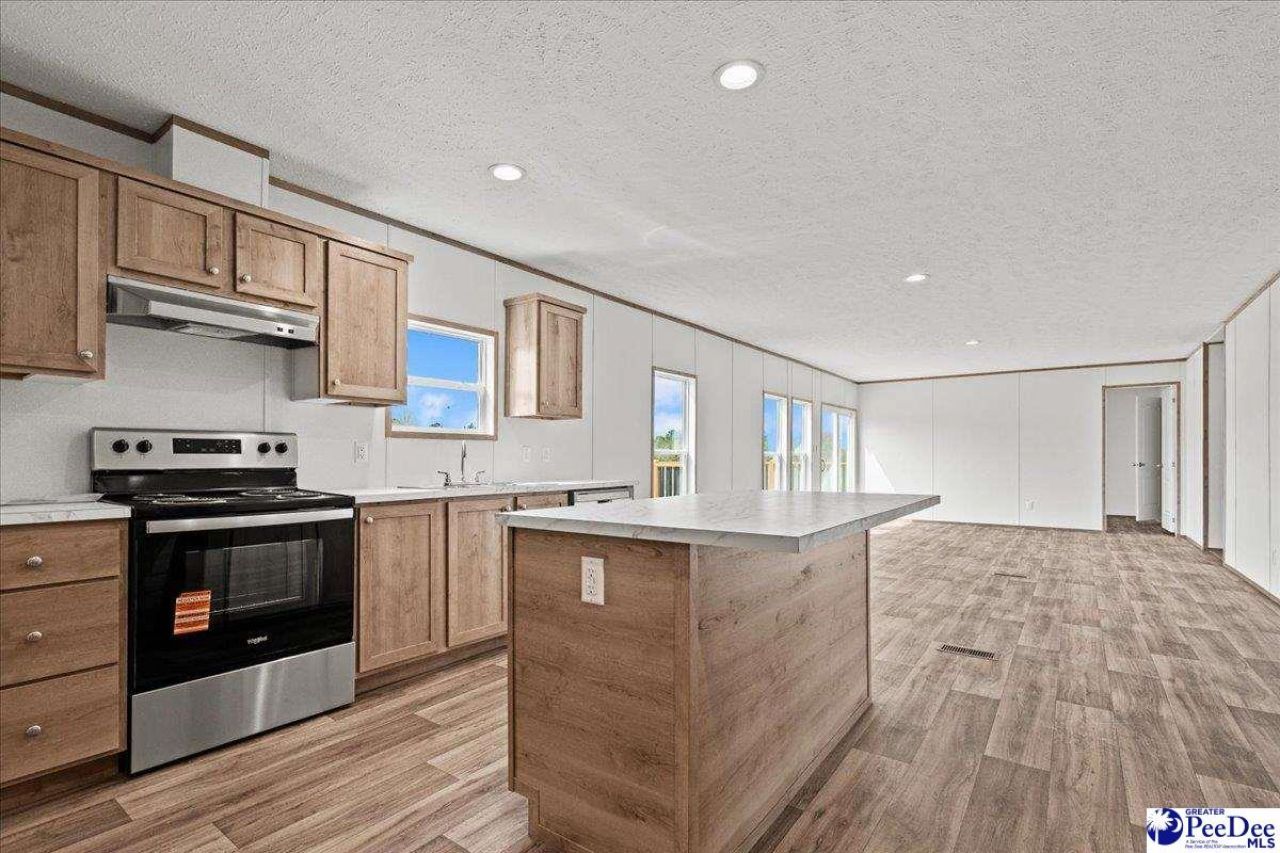 2026 Una Rd Photo 23