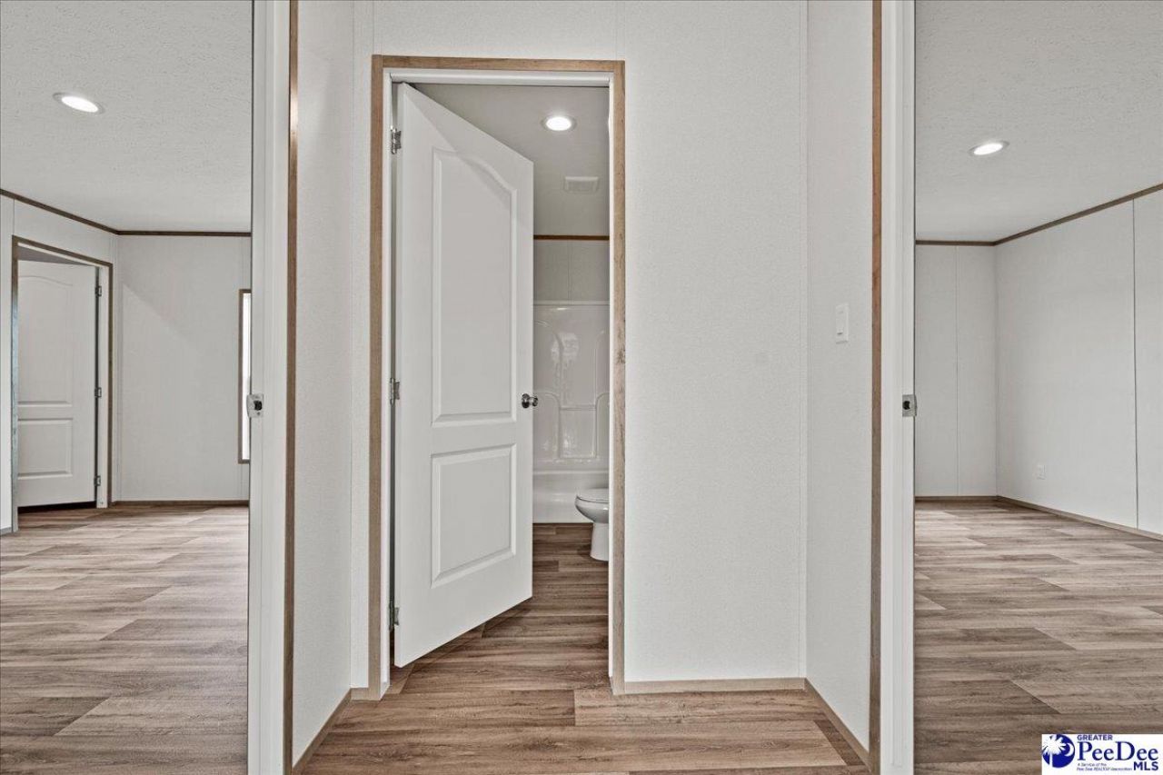 2026 Una Rd Photo 32