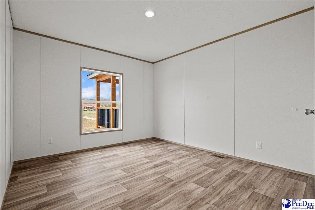 2026 Una Rd Photo 33