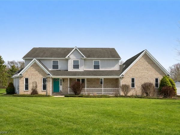 4184 Hunters Ridge Drive , Brimfield, OH 44266