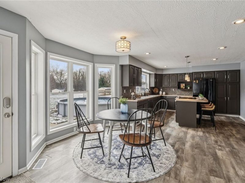 4184 Hunters Ridge Drive , Brimfield, OH 44266 Photo 14