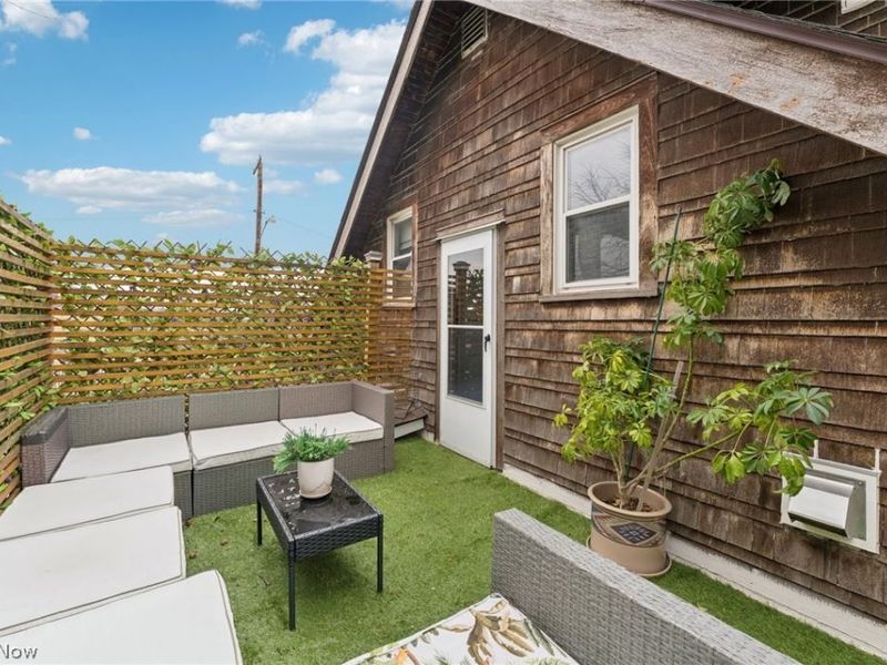 2253 Olive Avenue , Lakewood, OH 44107 Photo 28