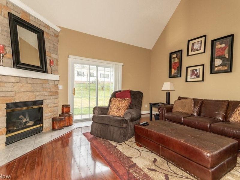 76 Brookstone Lane , Willoughby, OH 44094 Photo 3