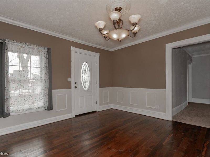 30200 Ridge Road , Wickliffe, OH 44092 Photo 10