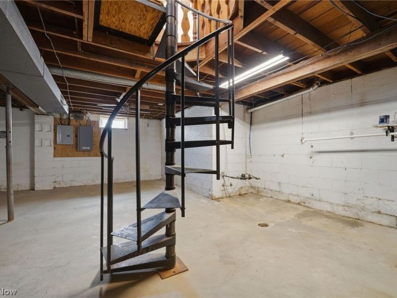 205 Claridon Road, Chardon, OH 44024 Photo 22