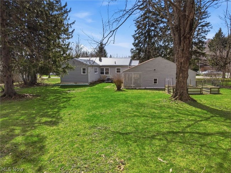 205 Claridon Road, Chardon, OH 44024 Photo 28