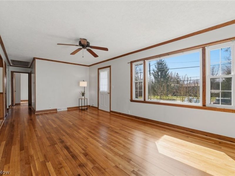 205 Claridon Road, Chardon, OH 44024 Photo 8