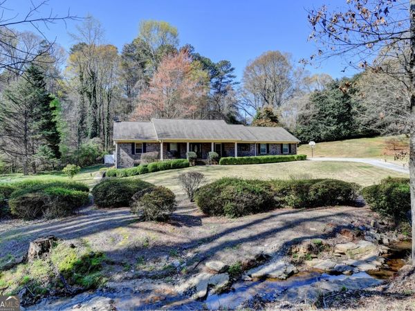 2582 Kenwood Drive, Duluth, GA 30096