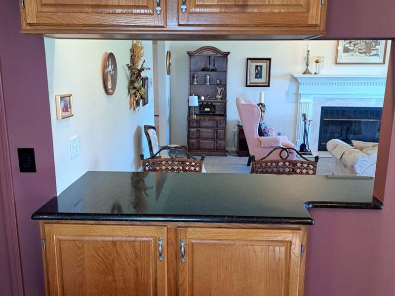 102 Cottage Grove Drive, Fremont, OH 43420 Photo 12