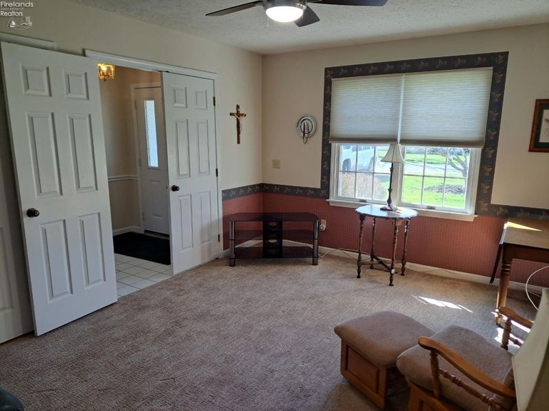 102 Cottage Grove Drive, Fremont, OH 43420 Photo 20