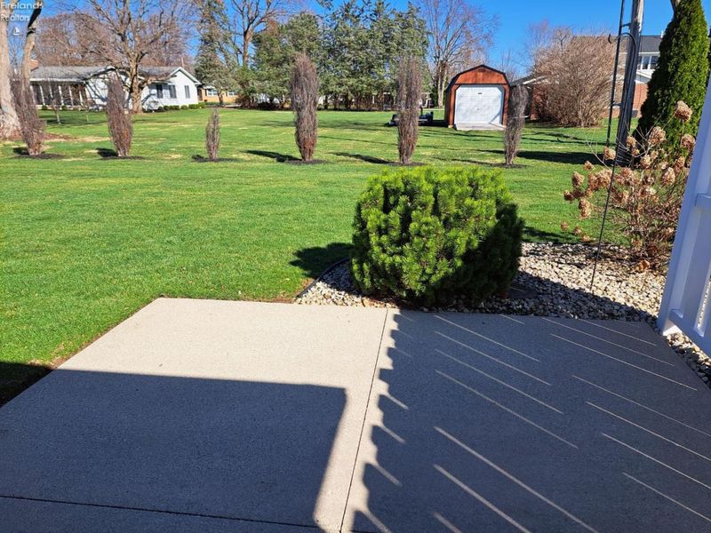 102 Cottage Grove Drive, Fremont, OH 43420 Photo 27
