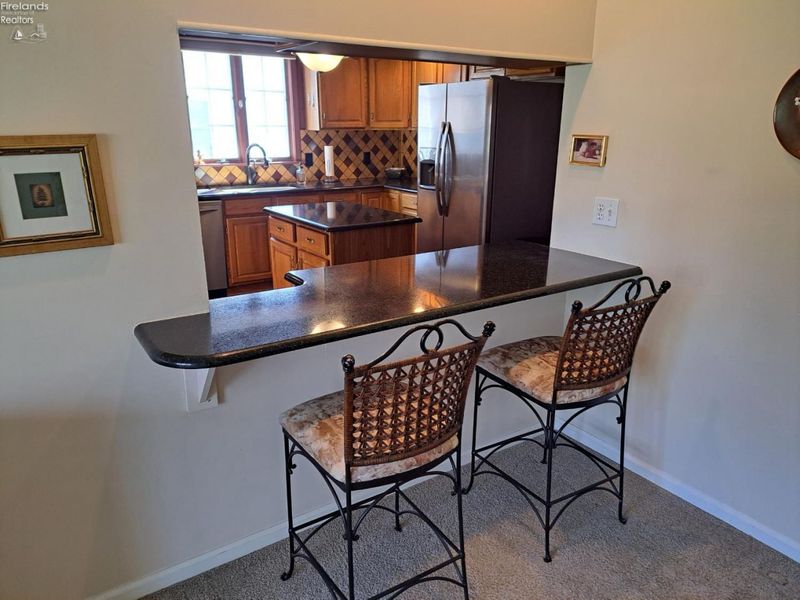 102 Cottage Grove Drive, Fremont, OH 43420 Photo 7