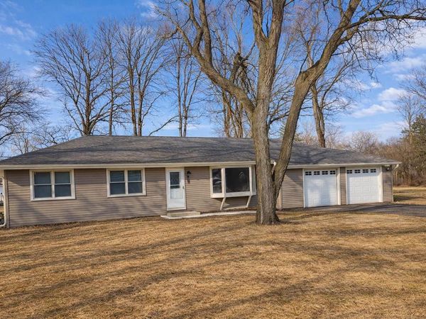 14408 W Kostener LANE, Unit 13150 W Cl, New Berlin, WI 53151