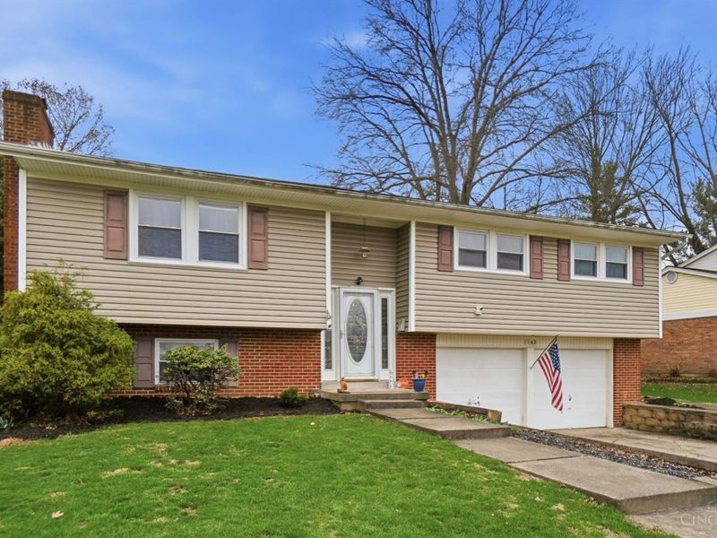 1143 Blackwell Drive, Fairfield, OH 45014 Photo 2