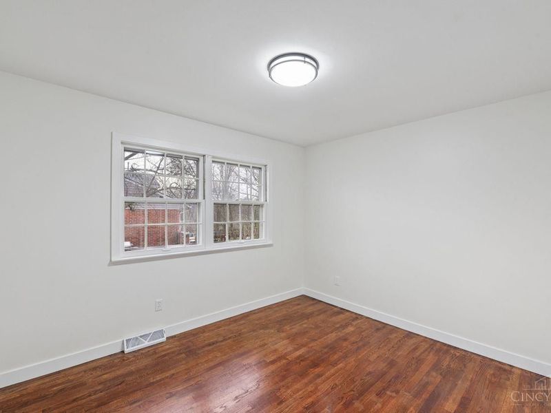 357 Meadowcrest Road, Cincinnati, OH 45231 Photo 27