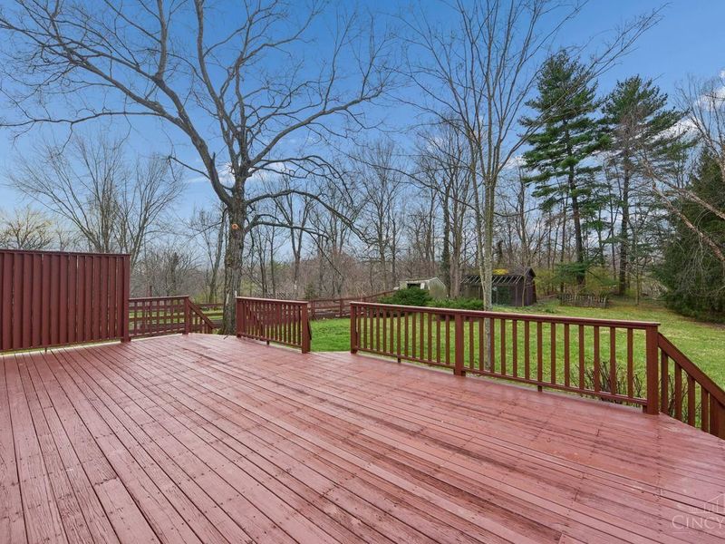 357 Meadowcrest Road, Cincinnati, OH 45231 Photo 48
