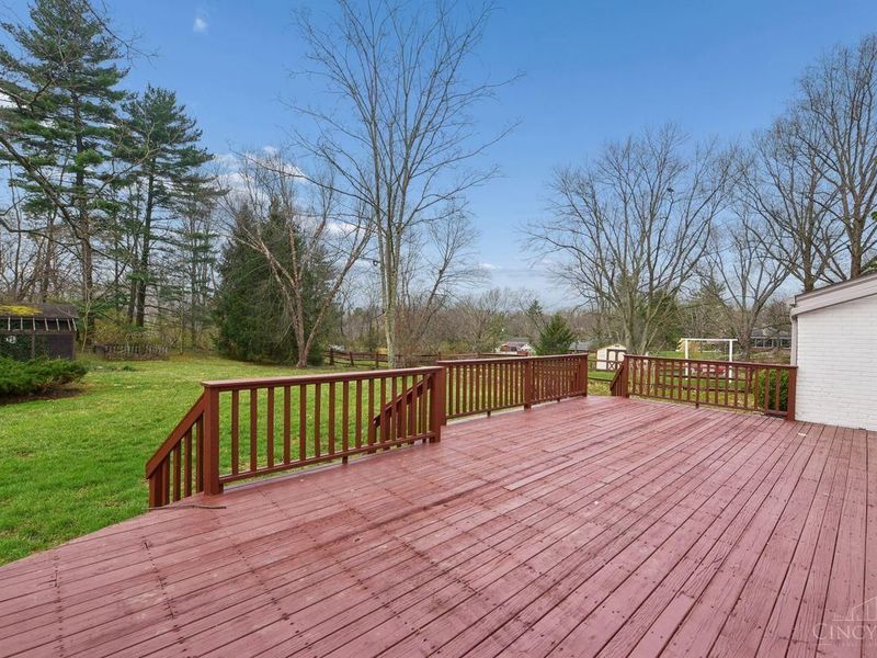 357 Meadowcrest Road, Cincinnati, OH 45231 Photo 49
