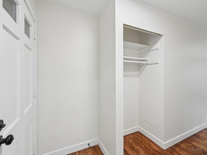 357 Meadowcrest Road, Cincinnati, OH 45231 Photo 6