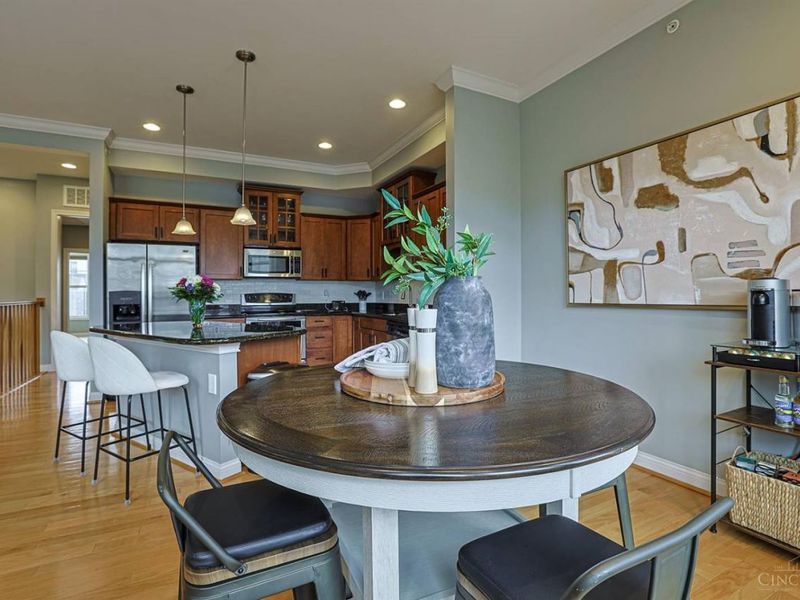 215 Stetson Street, Unit 215, Cincinnati, OH 45219 Photo 11