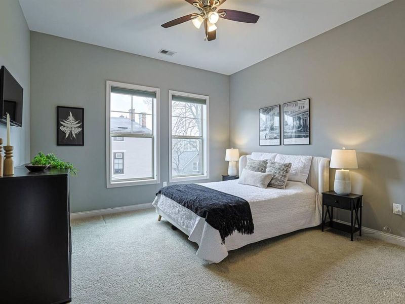 215 Stetson Street, Unit 215, Cincinnati, OH 45219 Photo 18