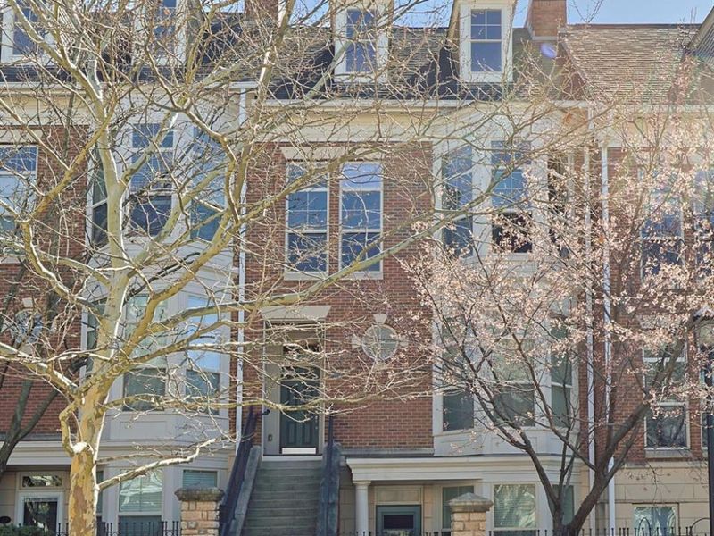 215 Stetson Street, Unit 215, Cincinnati, OH 45219 Photo 2