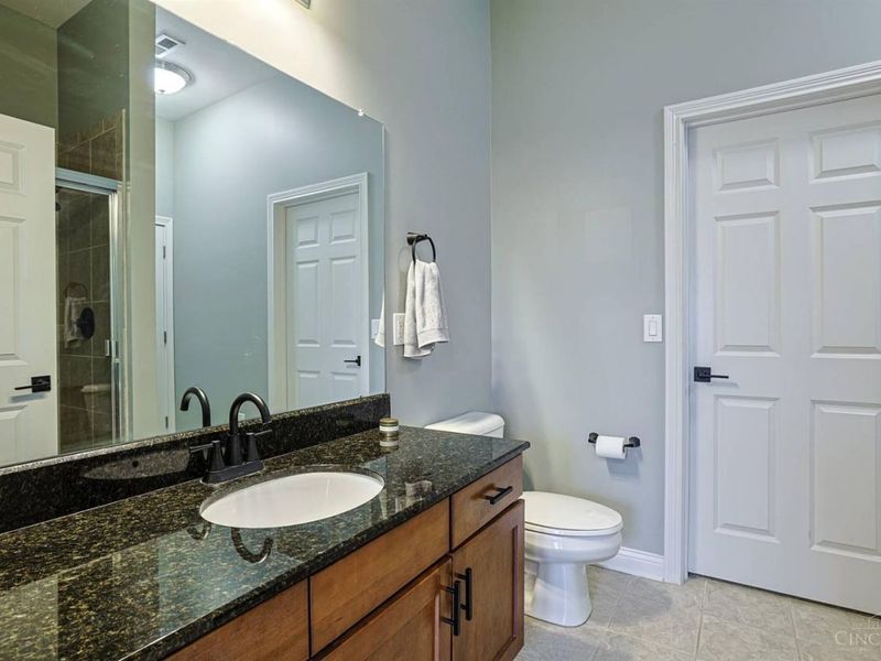 215 Stetson Street, Unit 215, Cincinnati, OH 45219 Photo 22