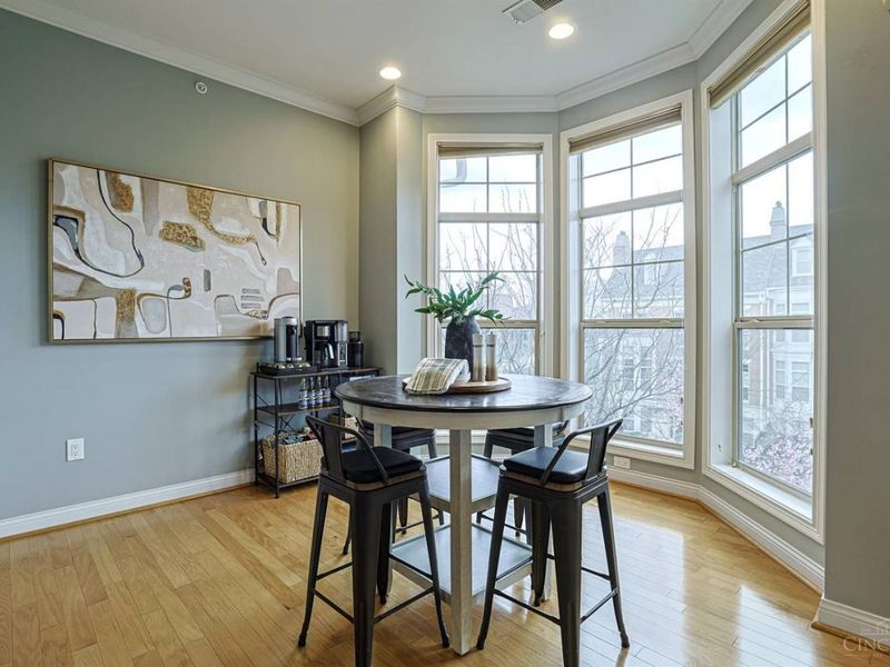 215 Stetson Street, Unit 215, Cincinnati, OH 45219 Photo 9