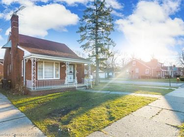 17902 Chester Street, Detroit, MI 48224