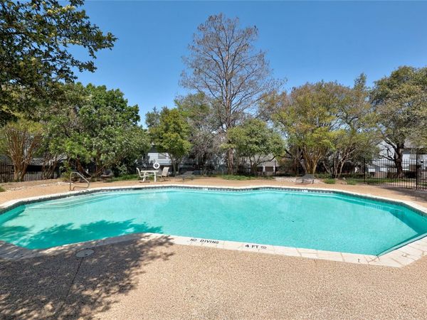 1411 Gracy Farms LN, Unit 52, Austin, TX 78758