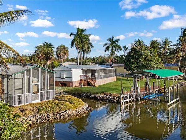 17 Spoonbill AVE , EVERGLADES CITY, FL 34139